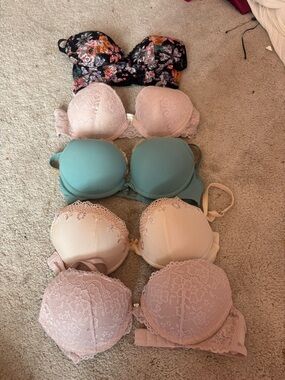 Women’s Lace & Smooth T-Shirt Bra Collection - Pink, Cream, Teal, Black Floral